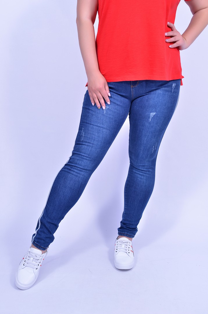 Джинсы узкие супер батал