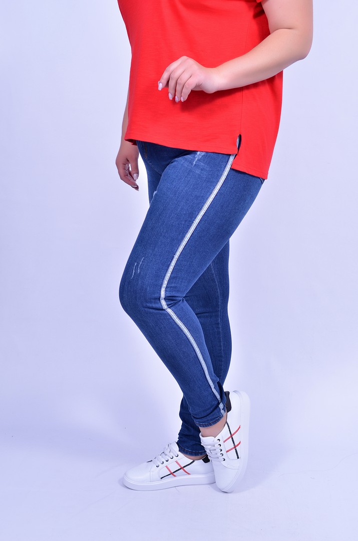 Джинсы узкие супер батал