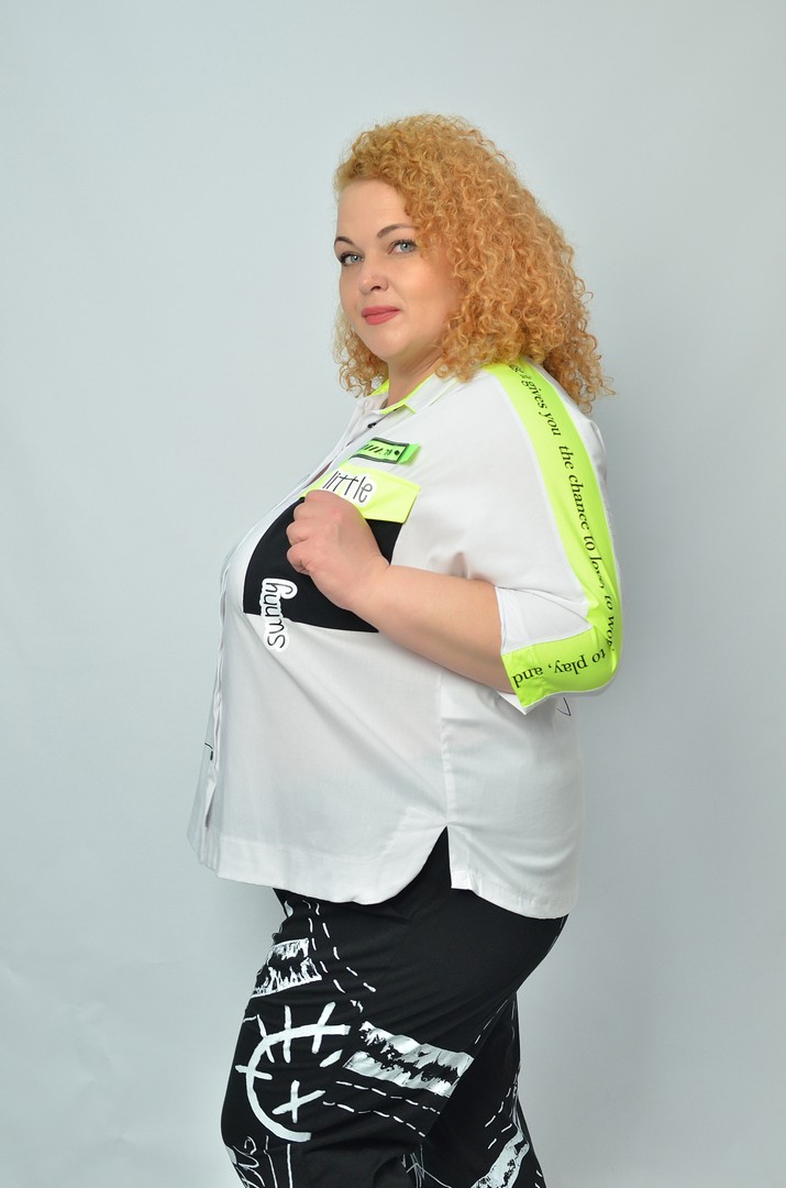 Стильная рубашка с коротким рукавом супер батал