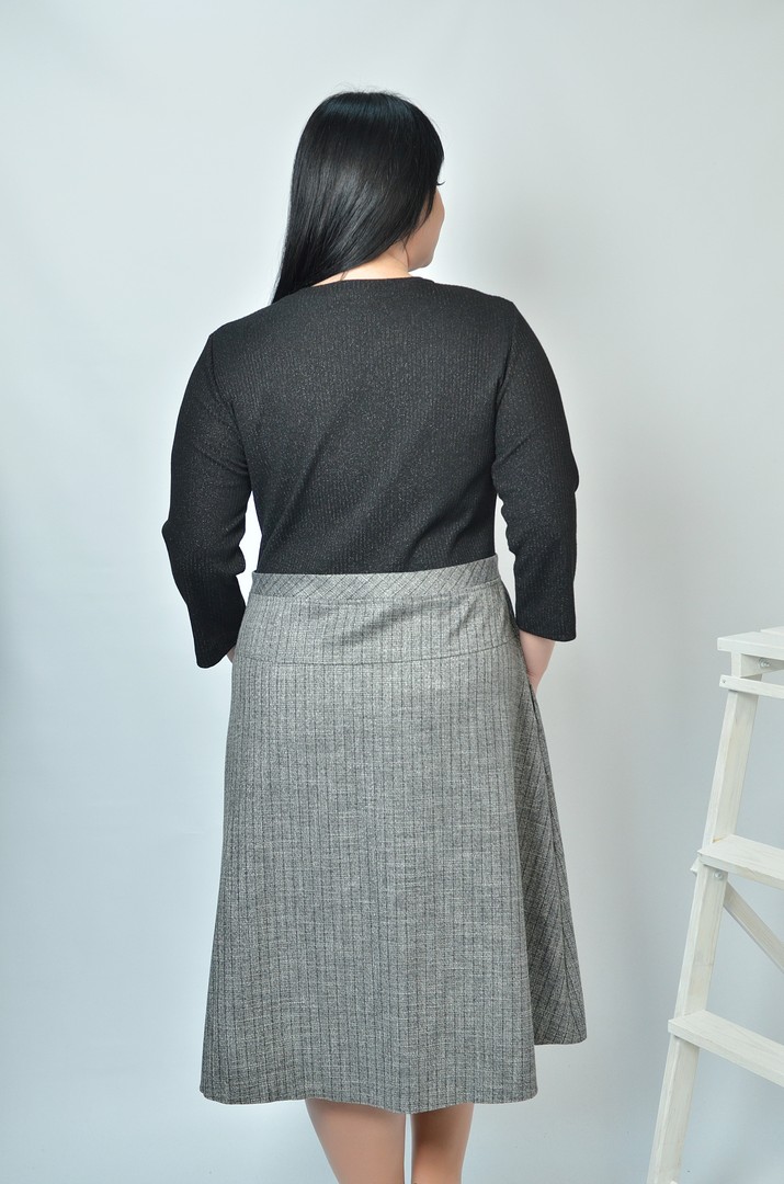 Классическое платье с карманами