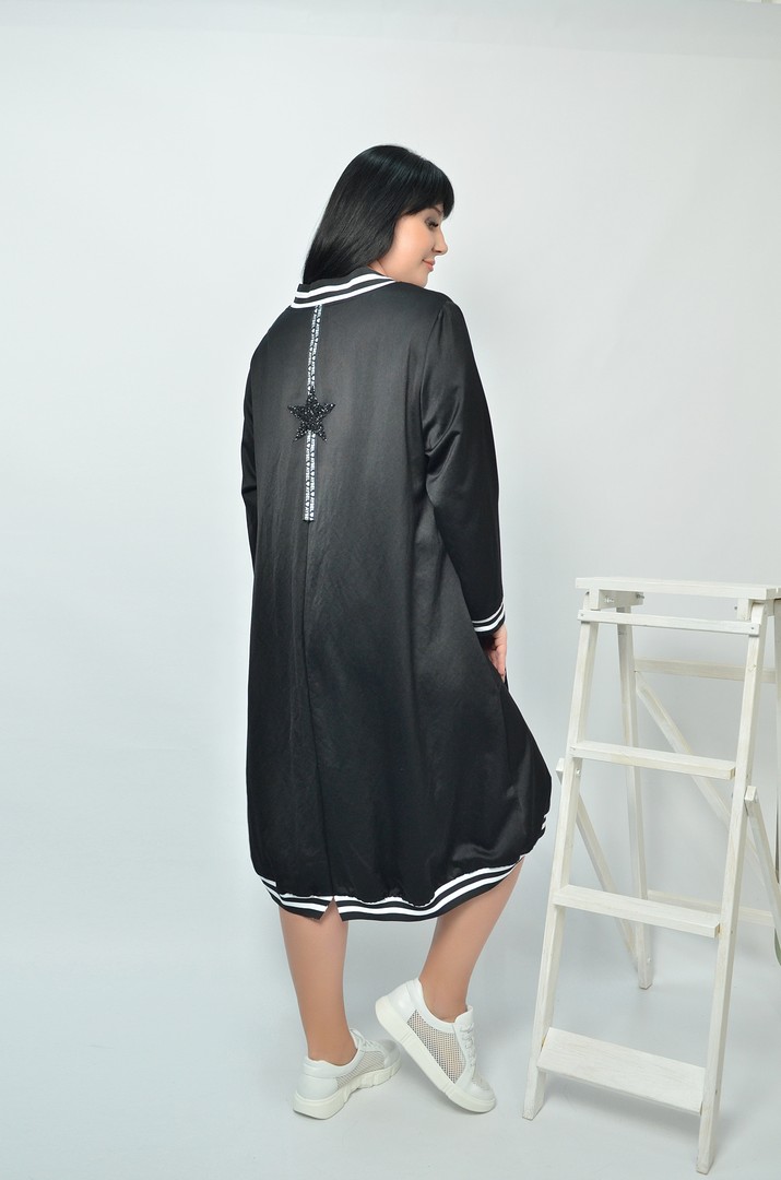 Сукня в  спортивному стилі супер батал