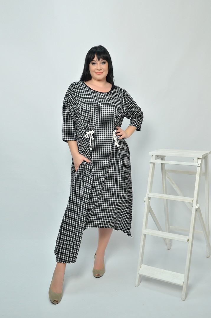 Сукня у клітинку супер батал
