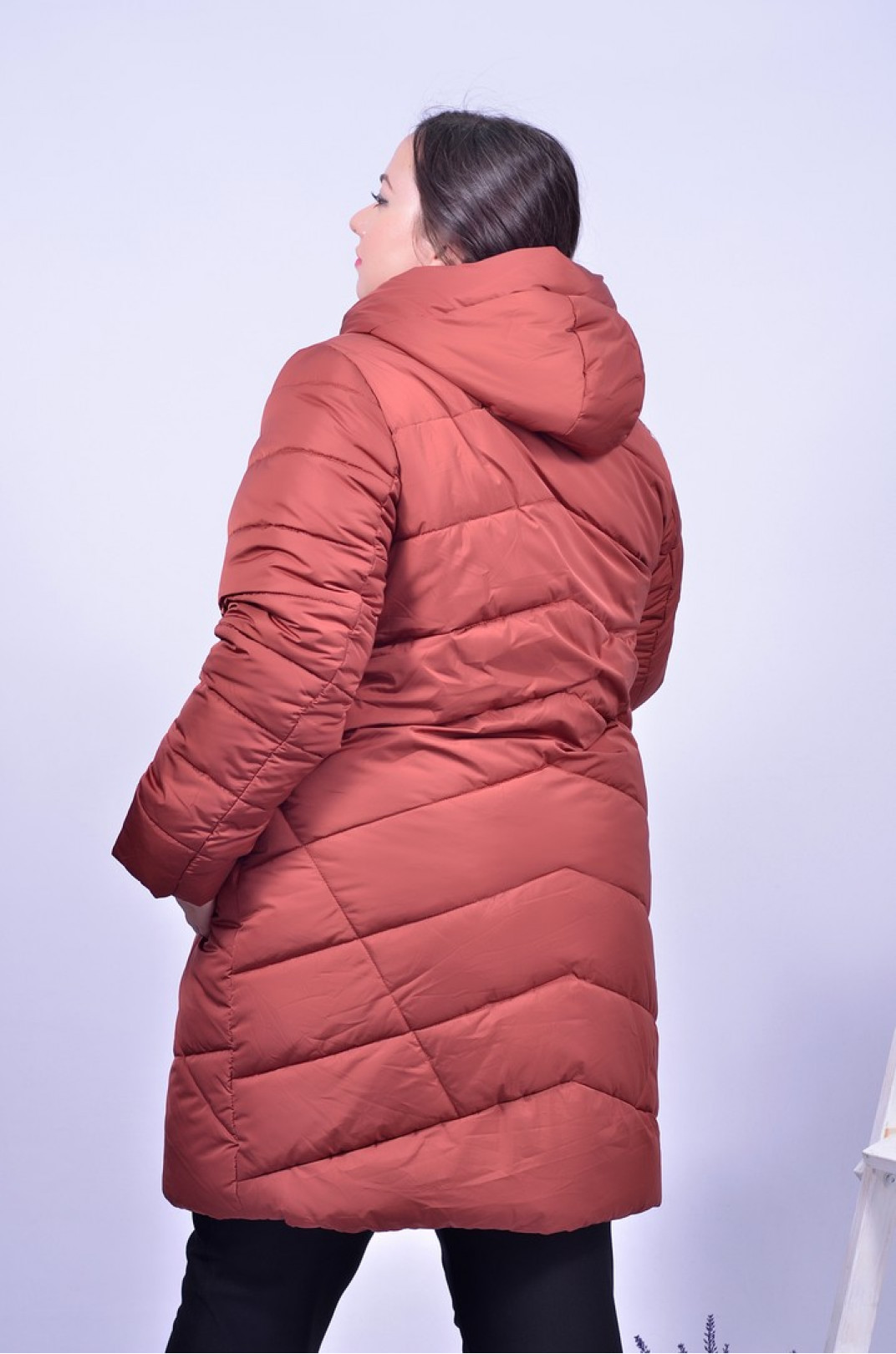 Пальто зимове з капюшоном прямого крою батал