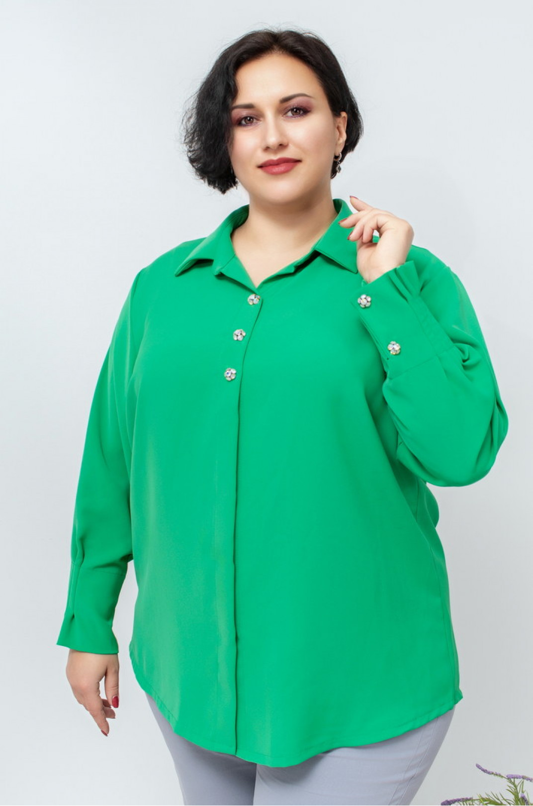 Блуза с украшениями батал