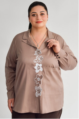 Блуза длинная с цветочной аппликацией больших размеров