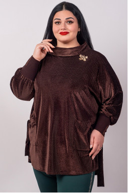 Блуза с боковыми завязками и декоративным украшением больших размеров