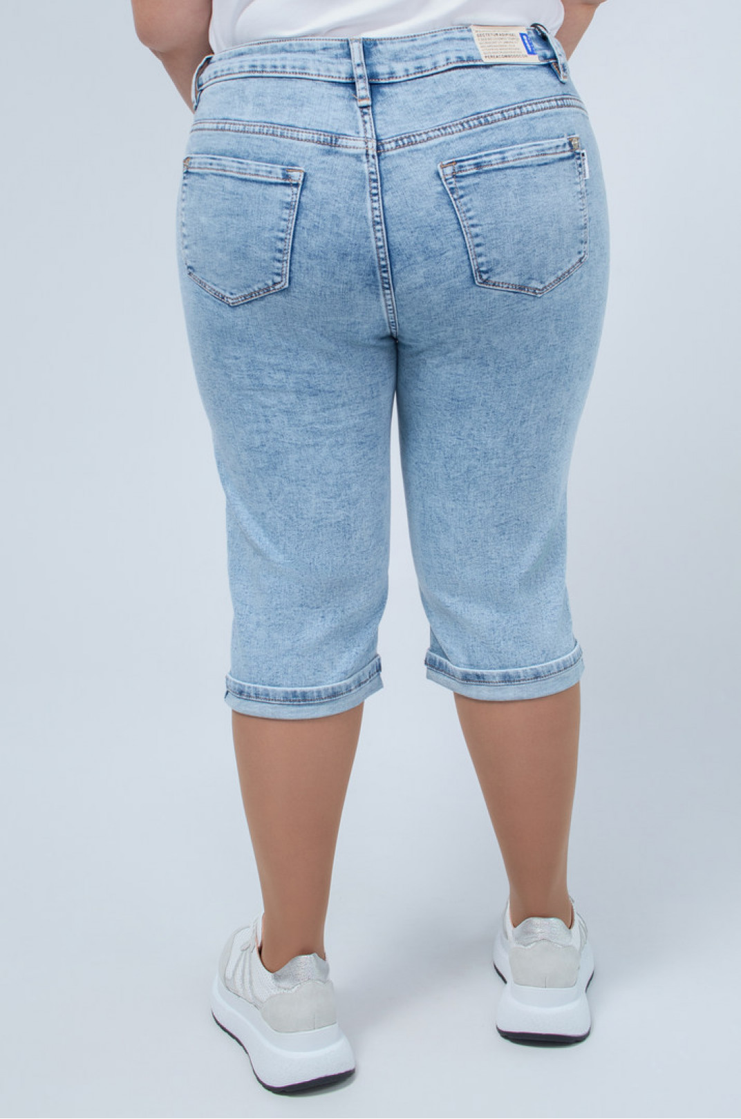 Капри джинсовые с декором супер батал
