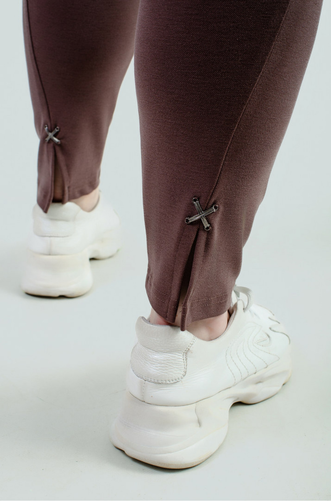 Трикотажные брюки с декором супер батал
