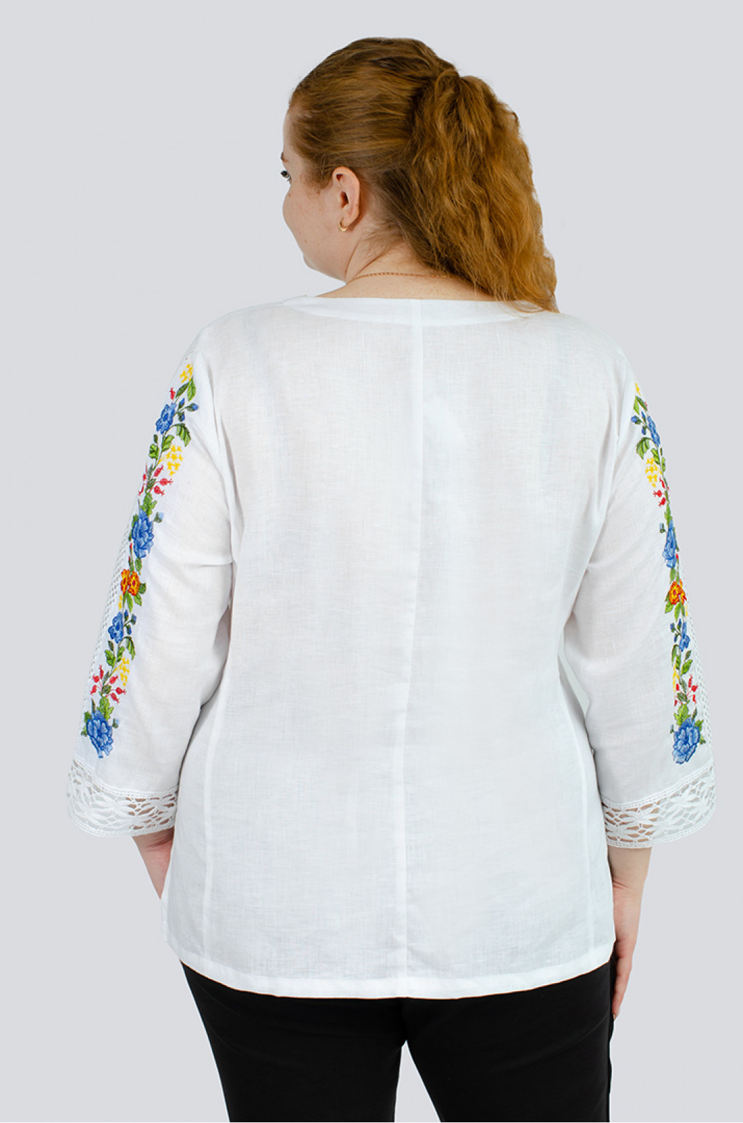 Вишиванка-блуза з мереживом великих розмірів