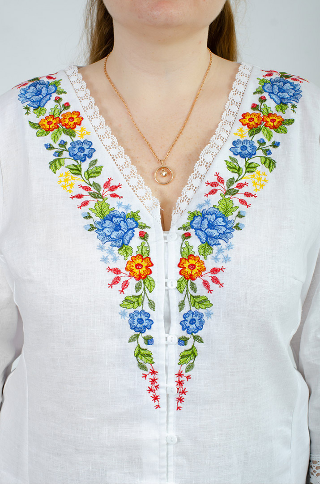 Вышиванка-блуза с кружевом больших размеров