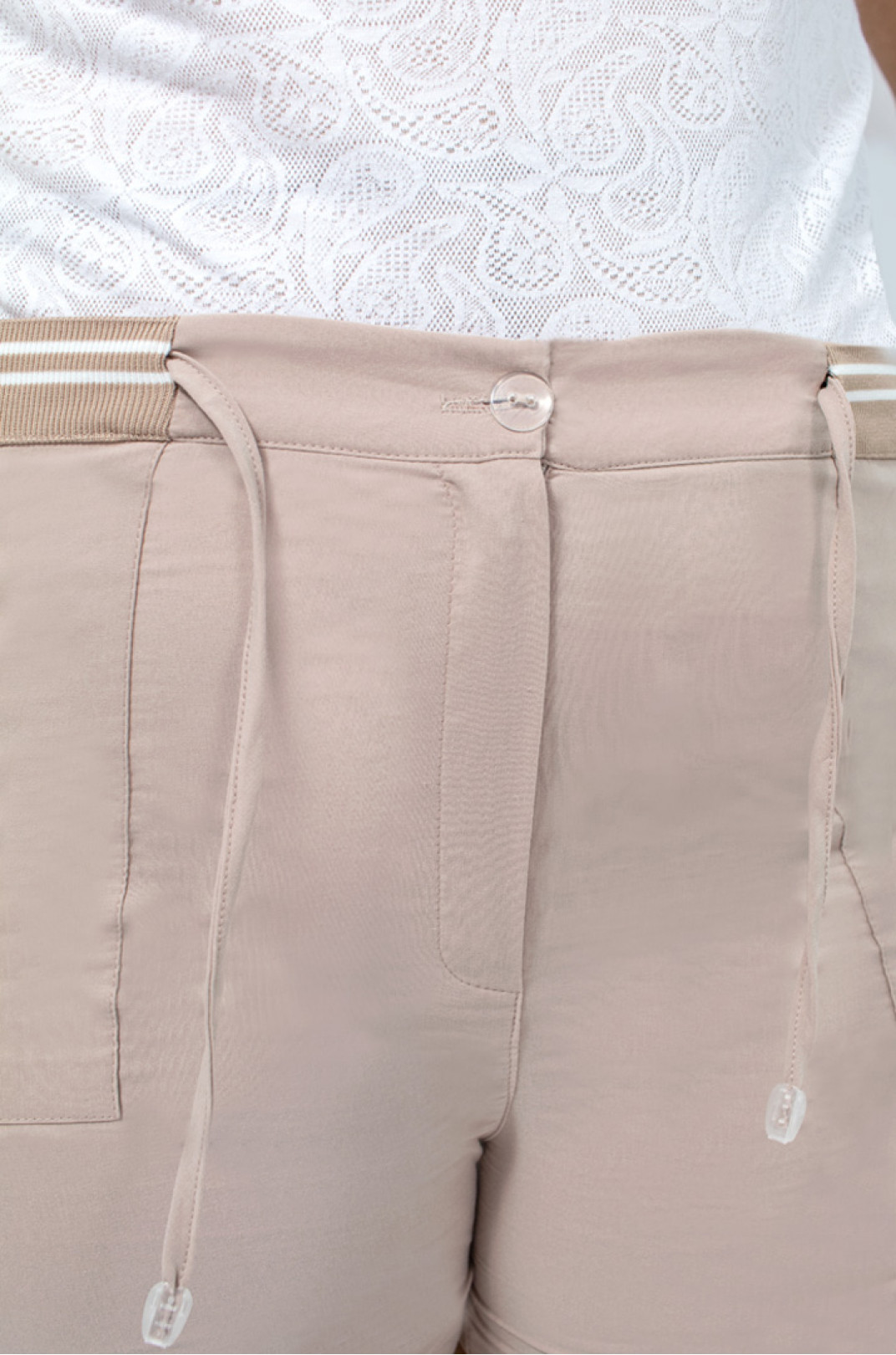 Короткие коттоновые шорты в разных цветах супер батал