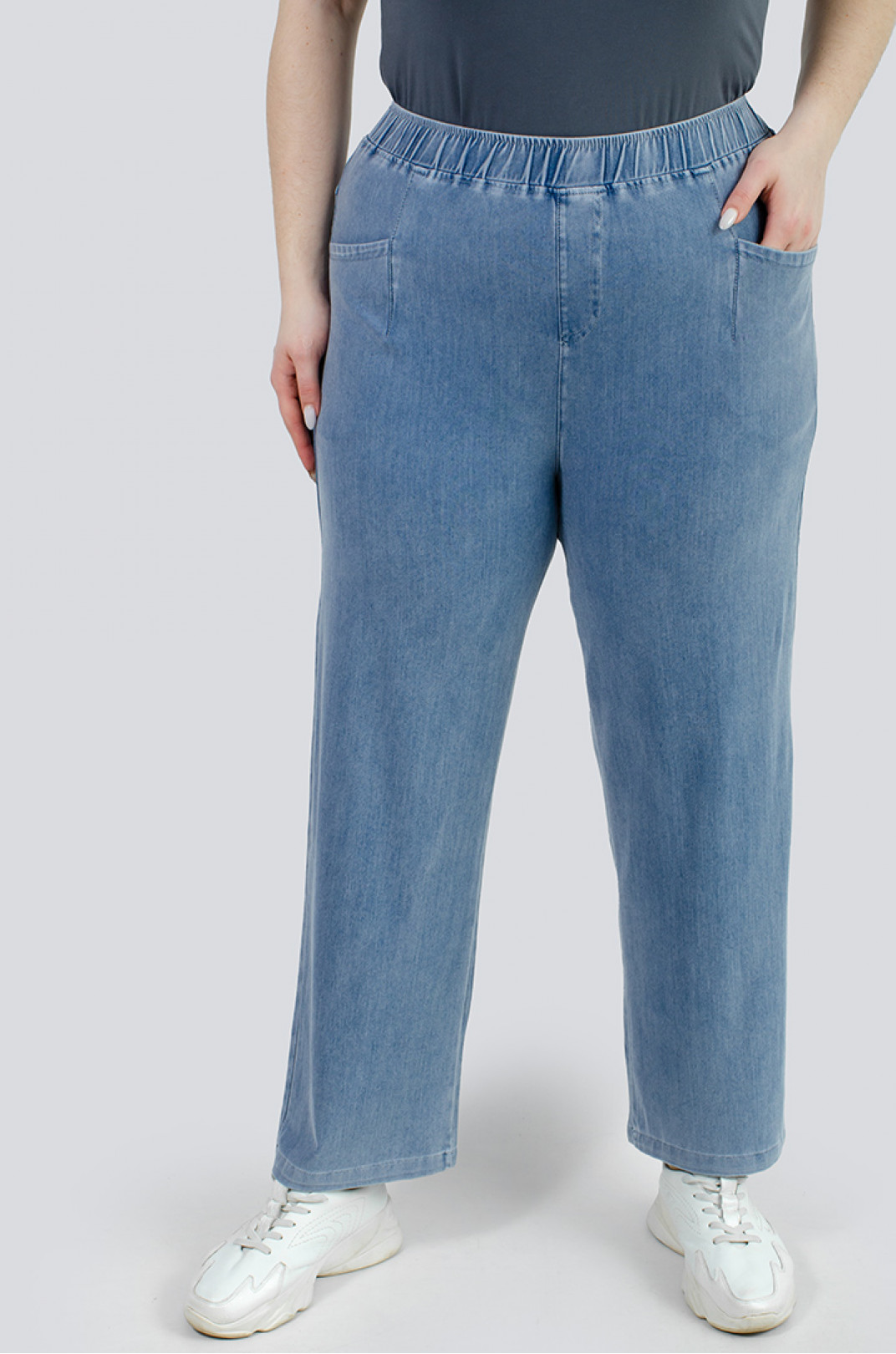 Стильные джинсы больших размеров