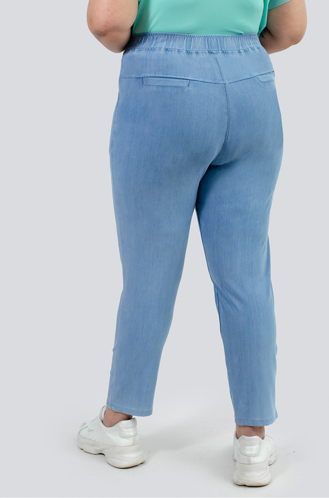 Легкі світло-блакитні джинси 7/8 великих розмірів