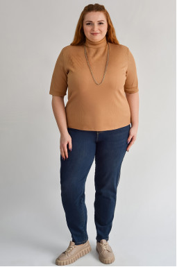 Зауженные джинсы классического кроя больших размеров