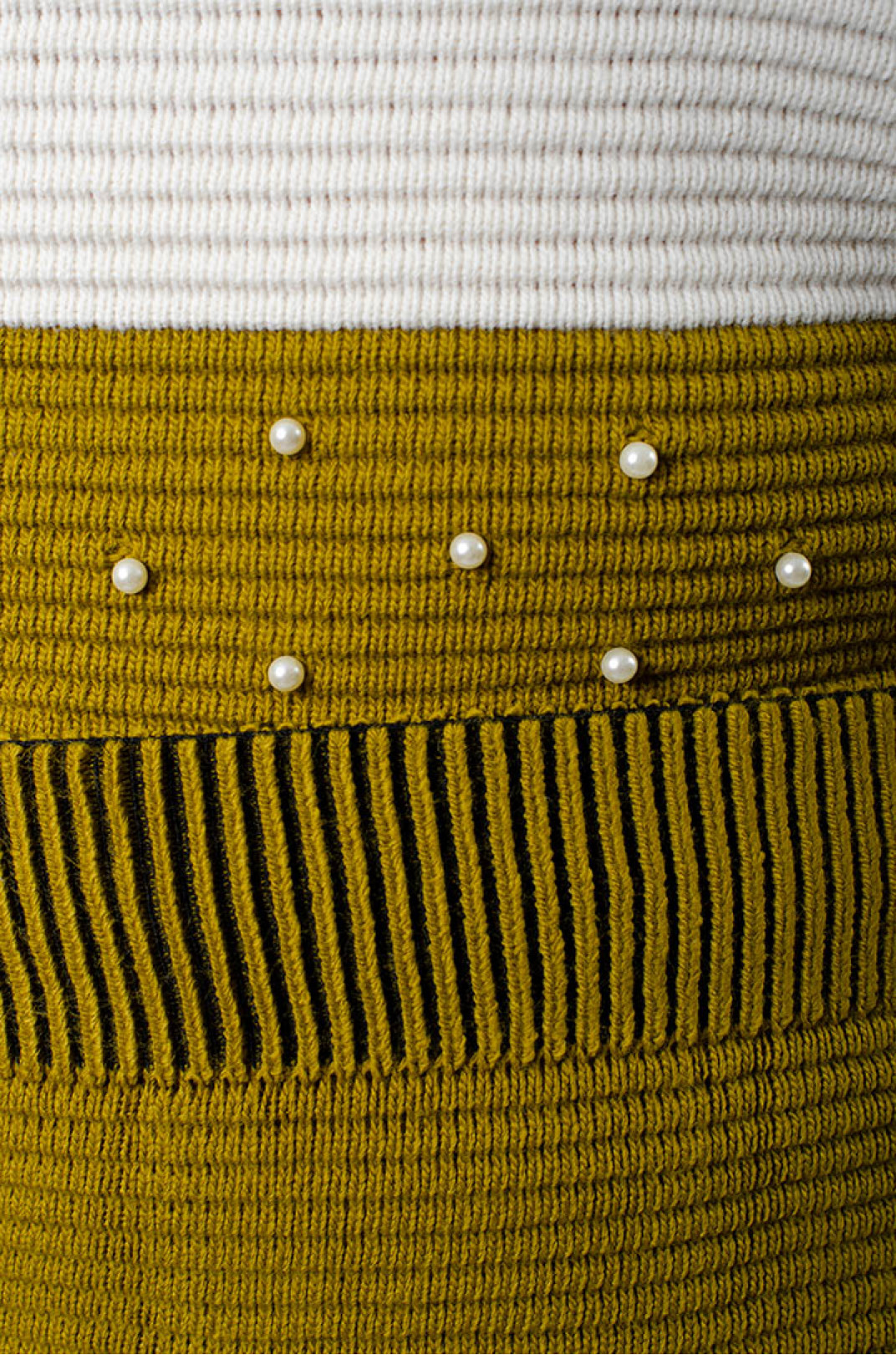 Костюм в'язаний светр та спідниця декорований перлинами РОЗМІРИ 56-64