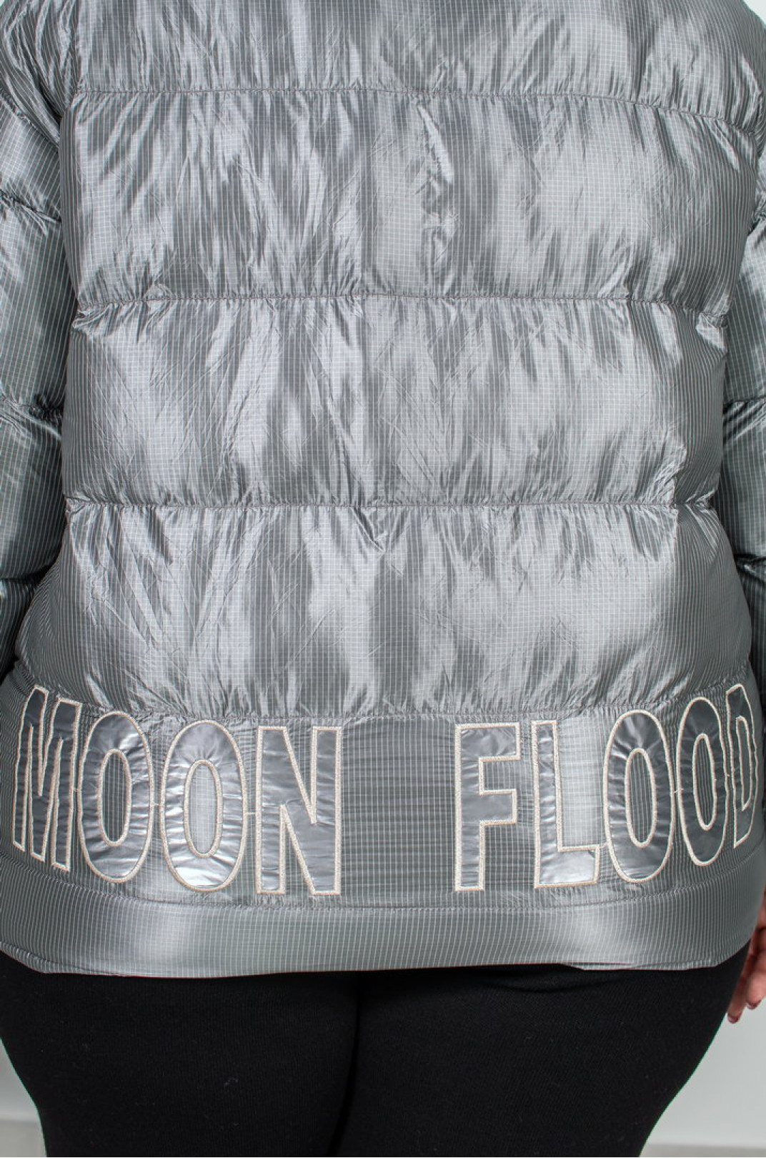 Короткая куртка с карманами из искусственного меха супер батал