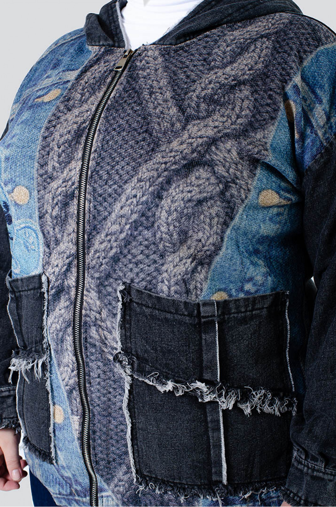 Куртка джинс та в'язка з яскравим принтом РОЗМІРИ 50-60