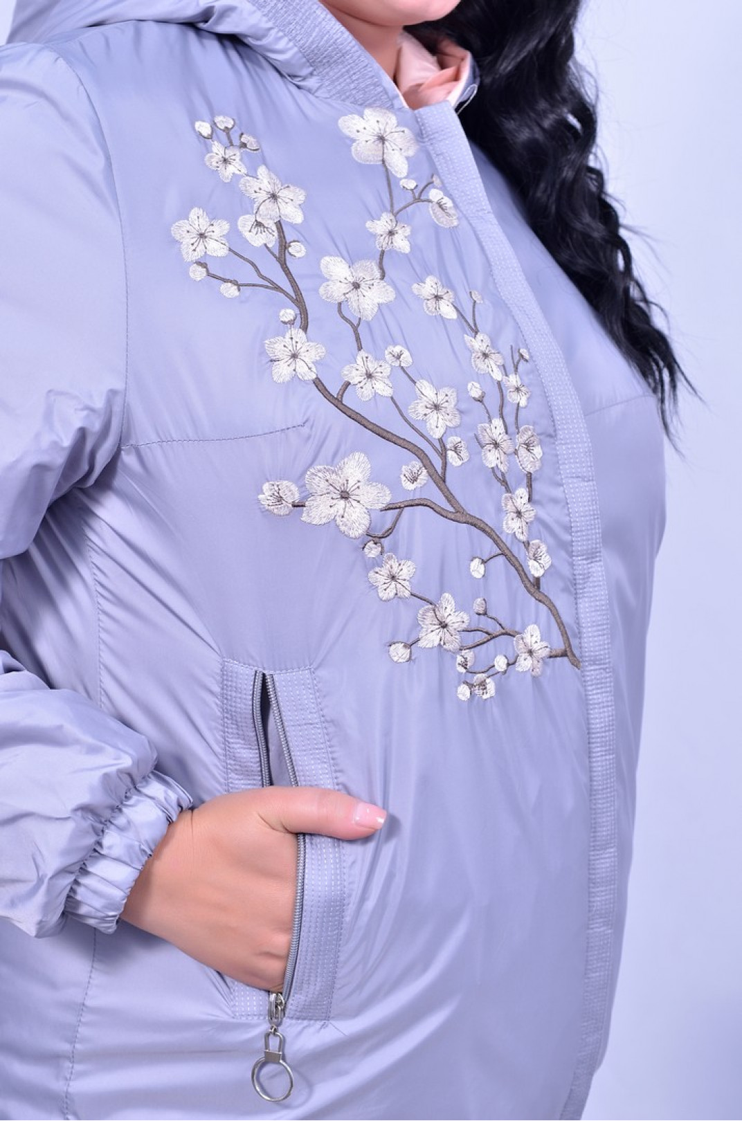 Куртка коротка двостороння з квітковою гілочкою