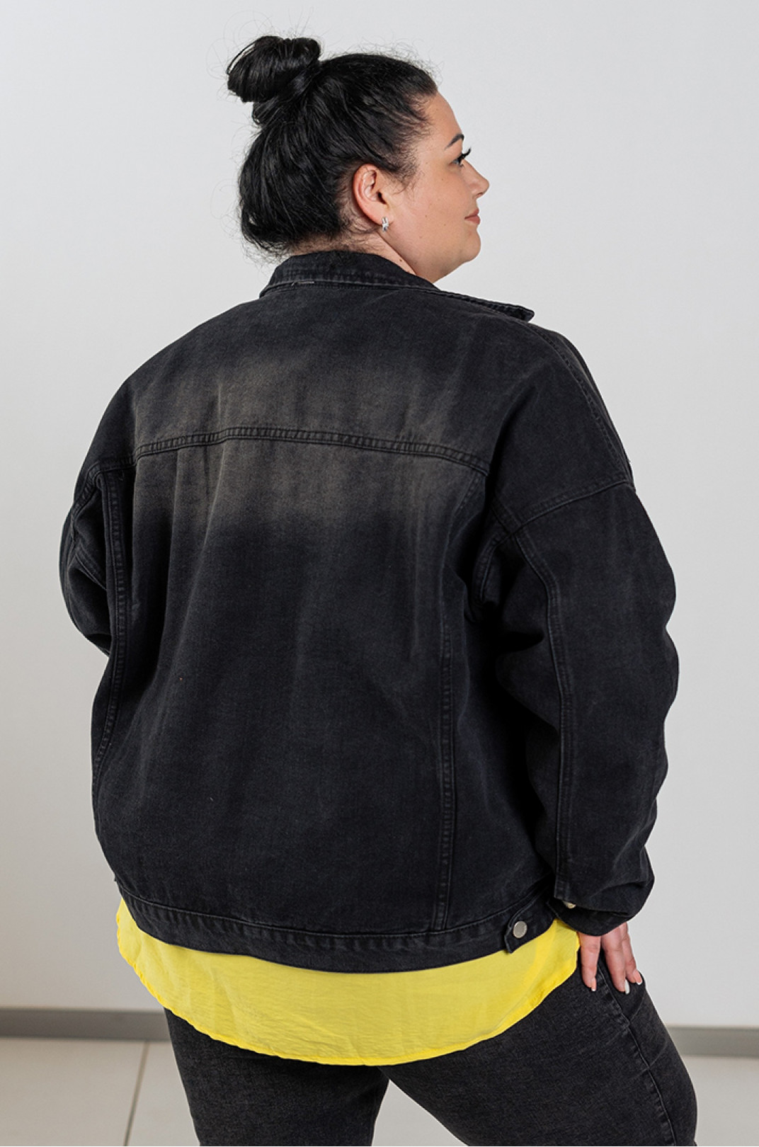 Графітова джинсова куртка великих розмірів