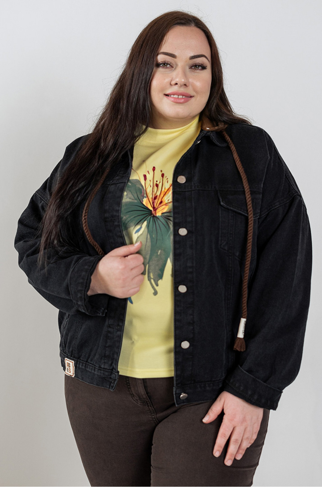 Джинсова графітова куртка з капюшоном великих розмірів