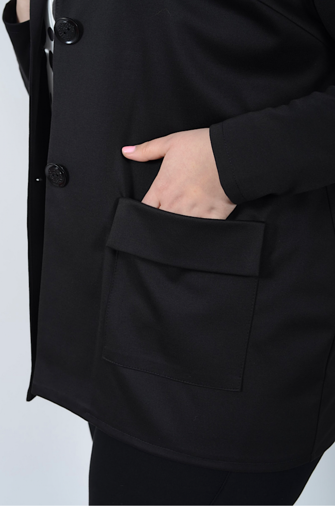 Пиджак длинный классический с накладными карманами супер батал