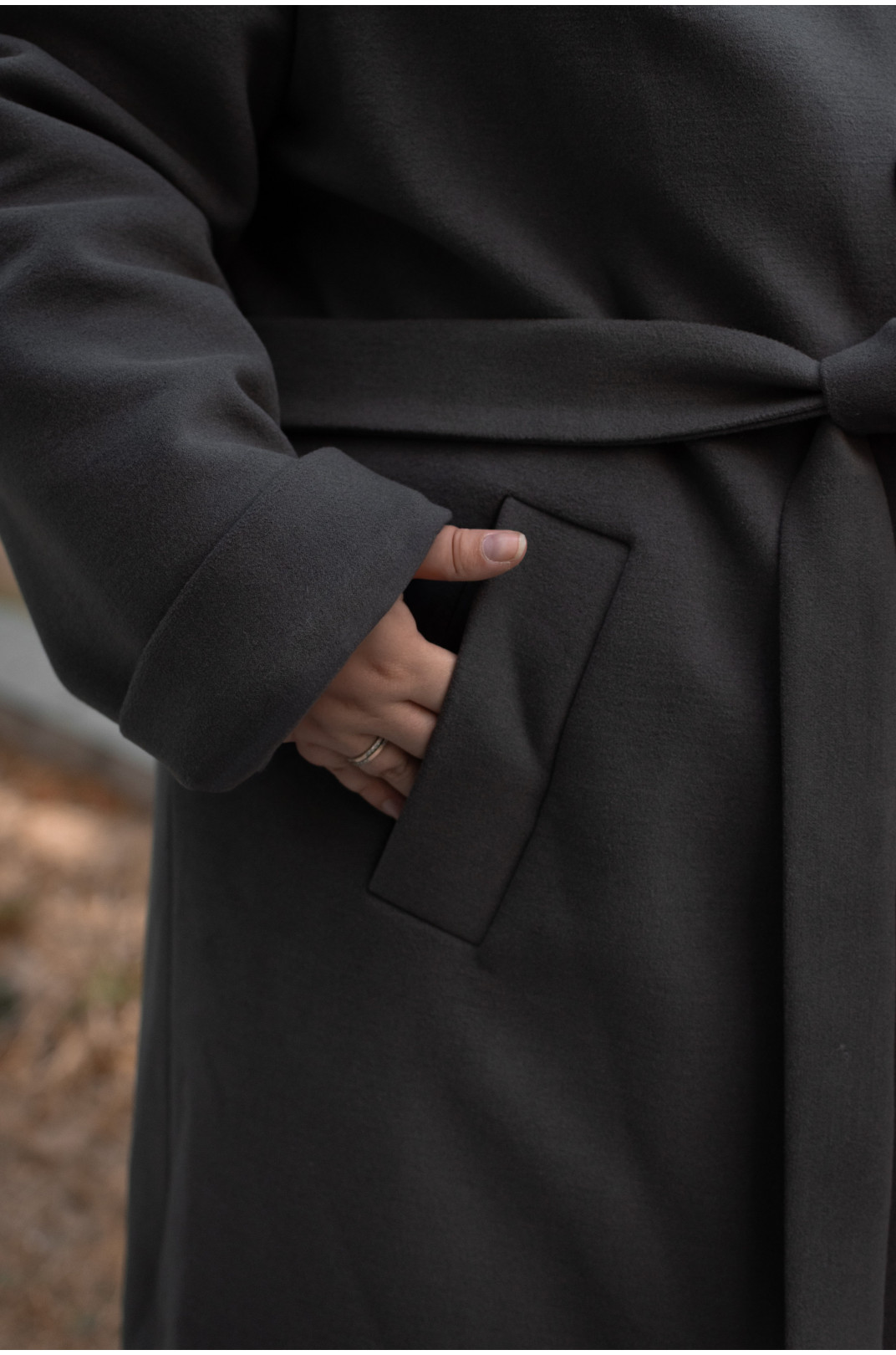 Класичне кашемірове пальто з поясом супер батал