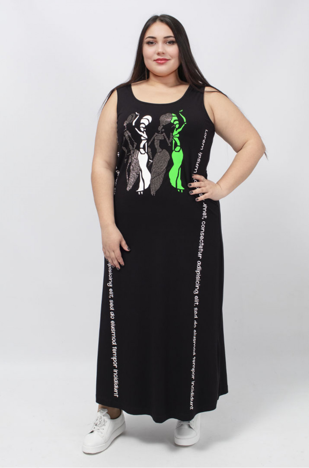 Сарафан-платье с вертикальными надписями, стразами и разрезами батал