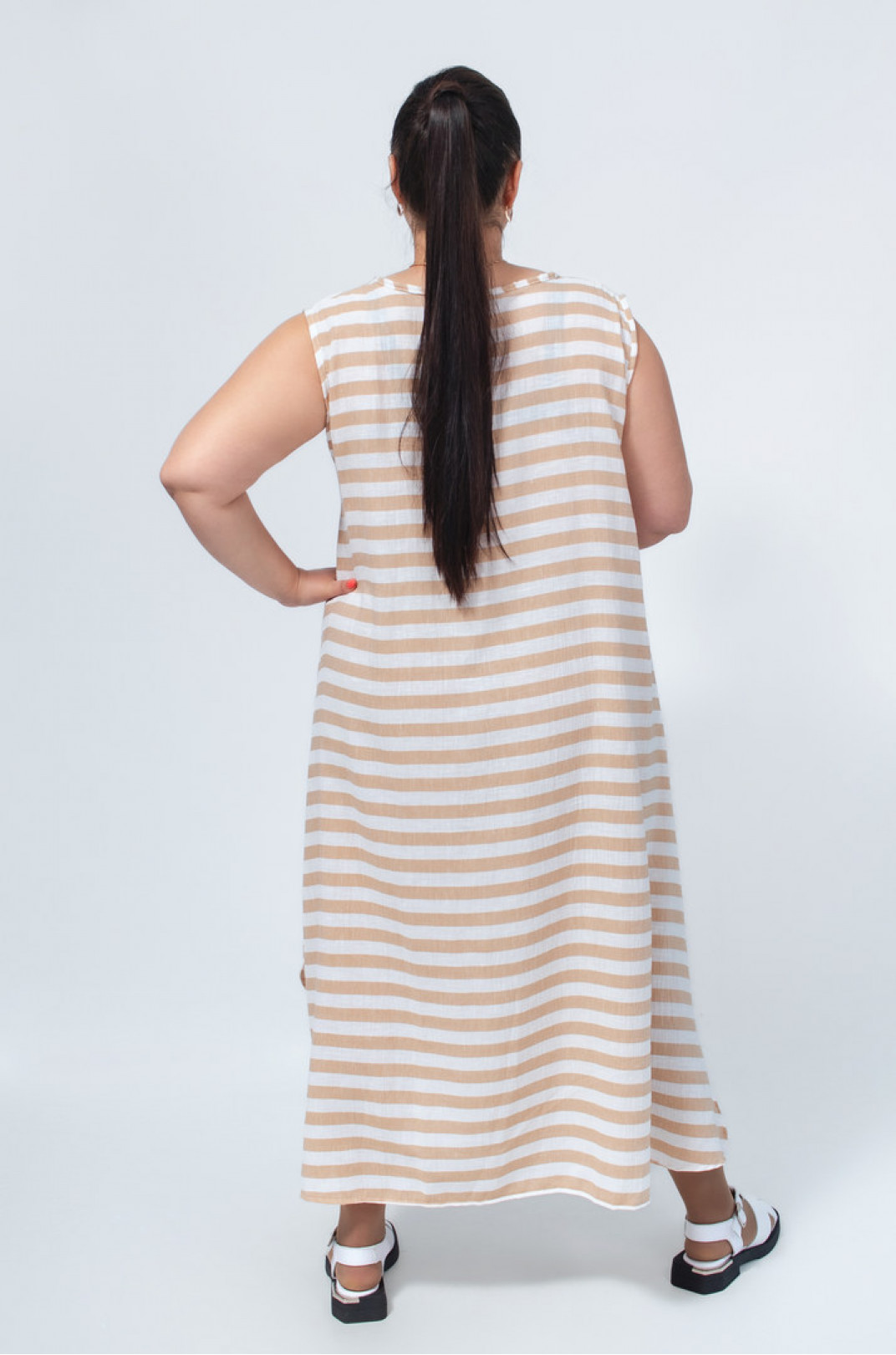 Сарафан-сукня в горизонтальну смужку з прикрасами батал