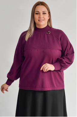 Короткий свитер с декоративной брошью и рукавами-реглан больших размеров