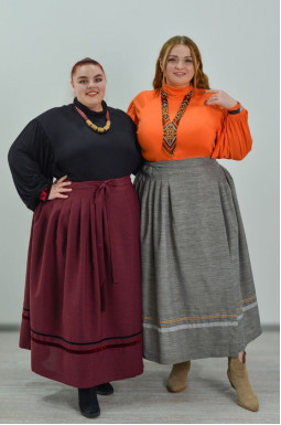 Юбка на запах с контрастными вставками больших размеров