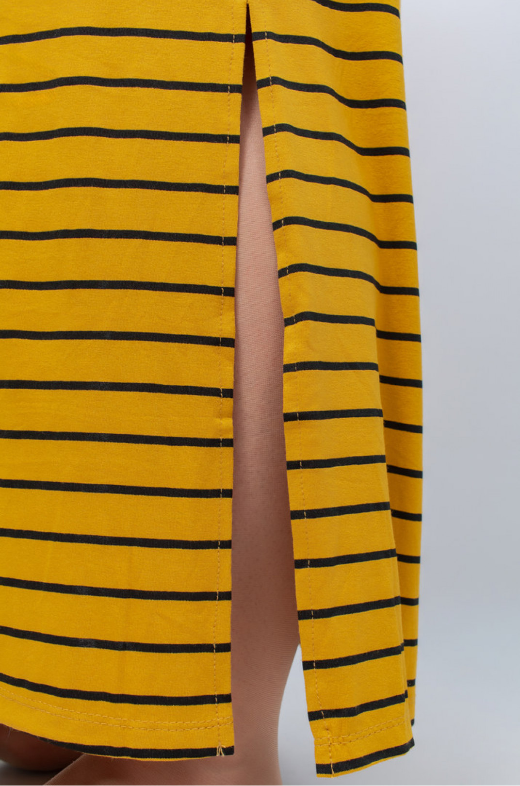Сукня максі в смужку в різних кольорах супер батал