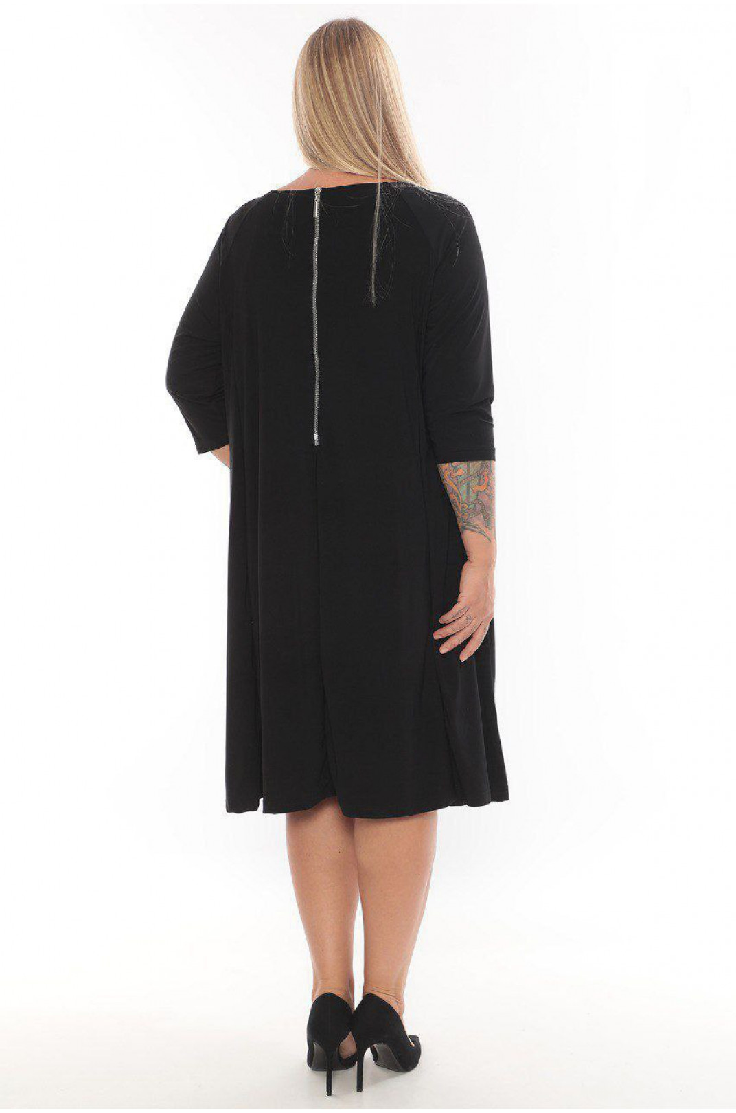 Классическое черное платье с молнией на спине супер батал