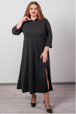 Сукня максі чорна з камінцями на горловині та рукавах великих розмірів