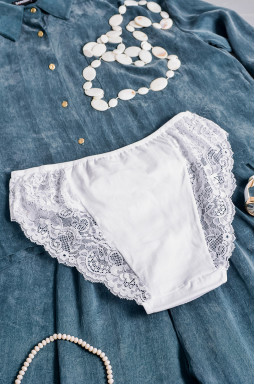 Труси бавовна з мереживом великого розміру