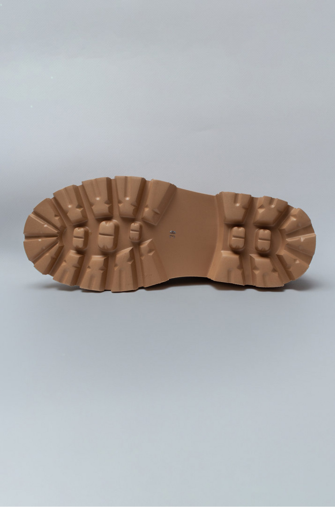 Бежеві туфлі з натуральної шкіри зі шнурівкою на резинці великих розмірів