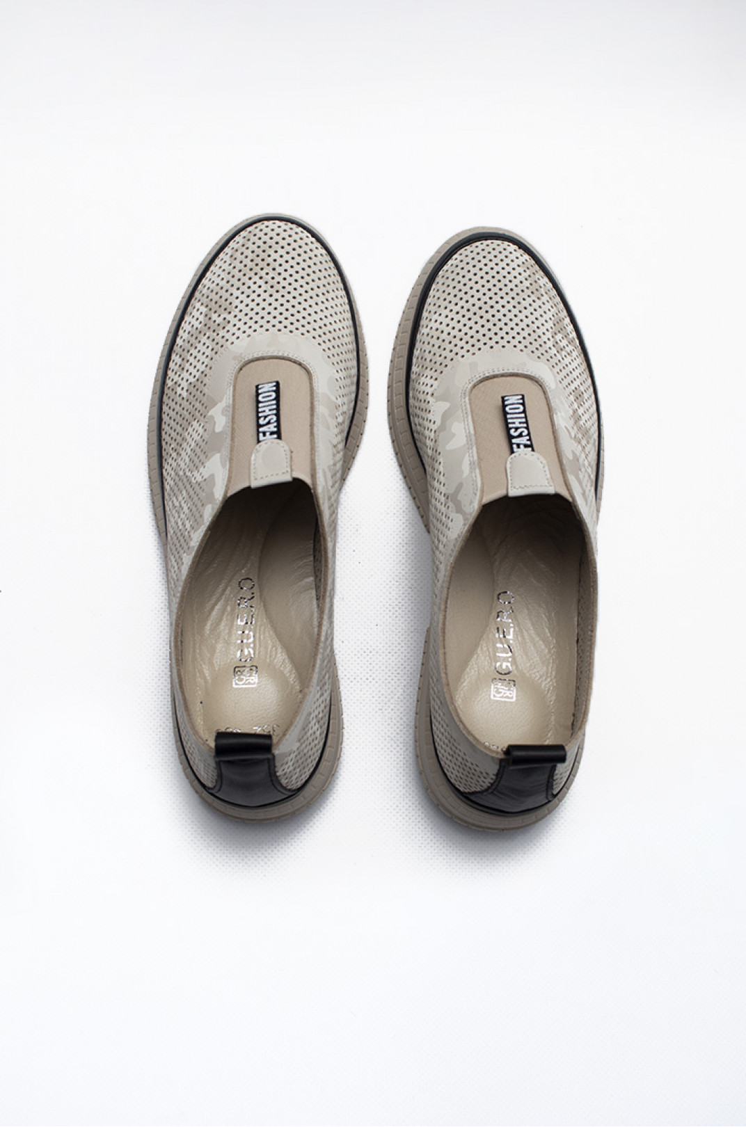 Легкие летние бежевые туфли с перфорацией больших размеров