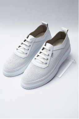 Белые кожаные туфли на шнурках с перфорацией больших размеров
