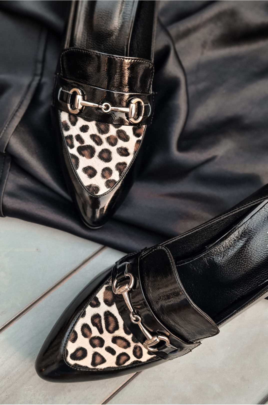 Туфлі лакові на підборах з леопардовими вставками великих розмірів