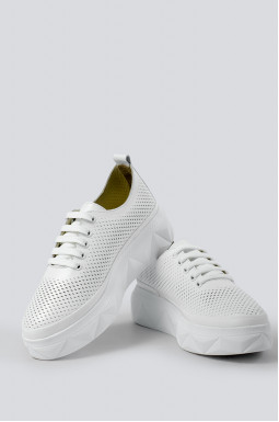 Туфли белые с перфорацией больших размеров