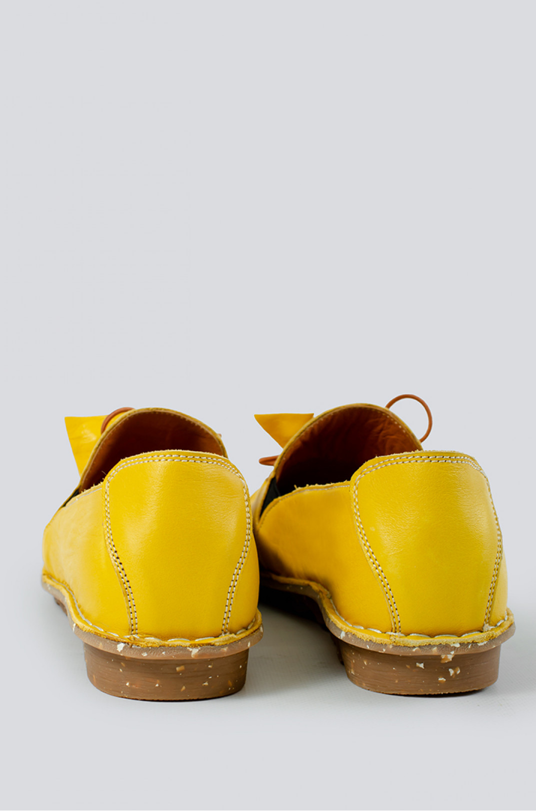 Жовті туфлі на широку ніжку великих розмірів