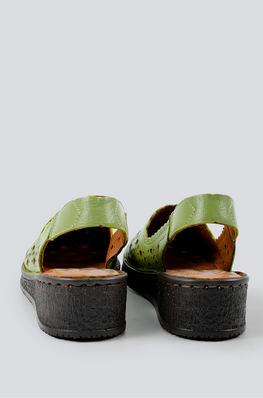 Туфлі оливкові на широку ніжку великих розмірів