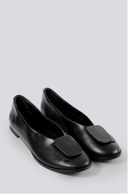 Элегантные черные туфли с украшением больших размеров