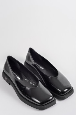 Классические черные лакированные туфли на каблуке больших размеров