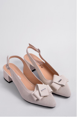 Кремовые кожаные туфли с объемным акцентом больших размеров