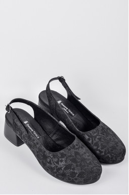 Туфлі чорного кольору з квітковим орнаментом великих розмірів