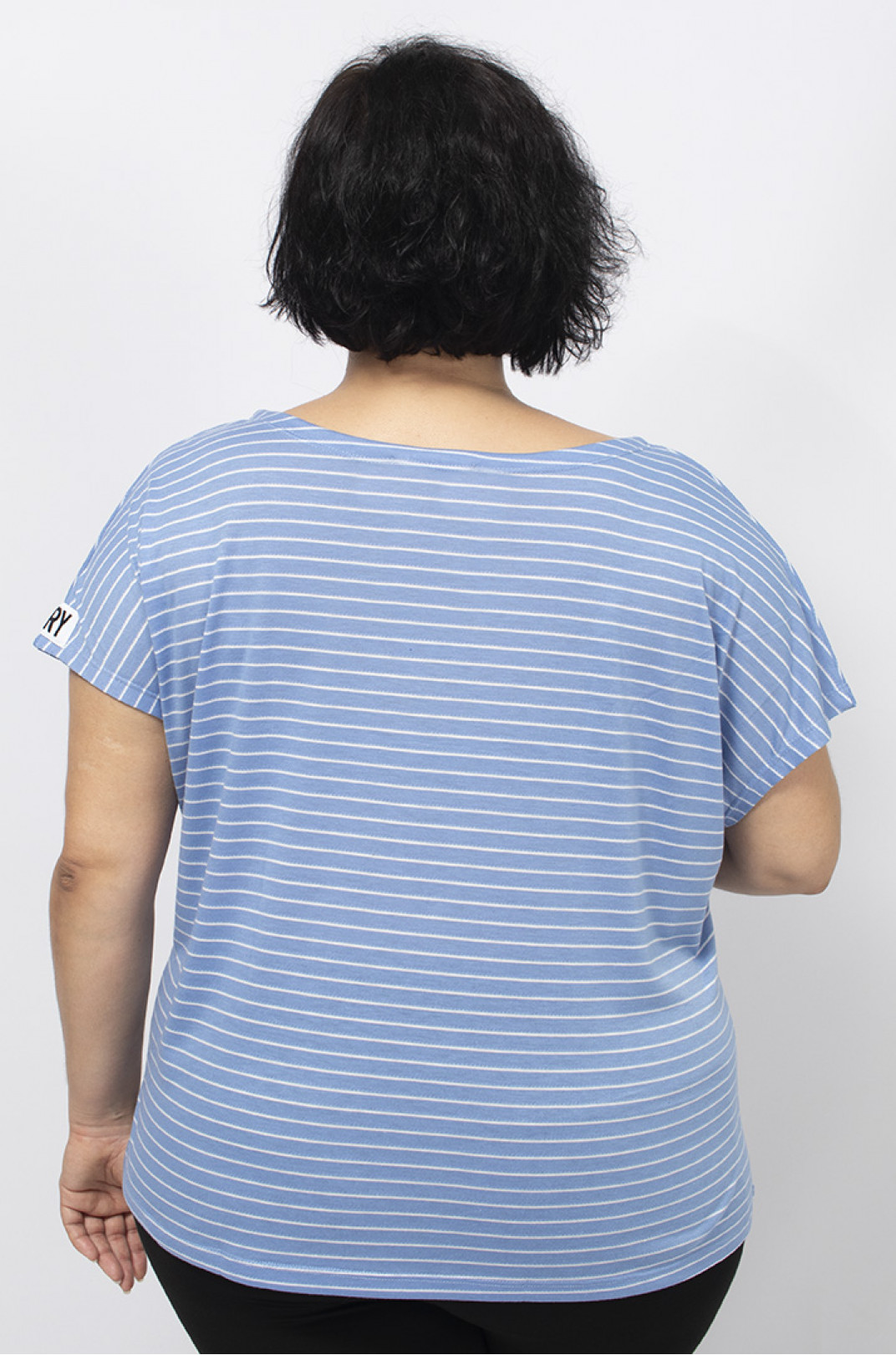 Короткая трикотажная футболка в цветную горизонтальную полоску супер батал