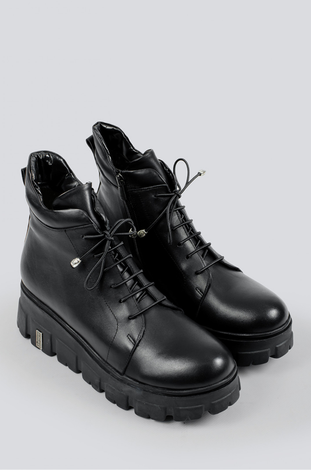 Ботинки черные со шнурками на платформе больших размеров
