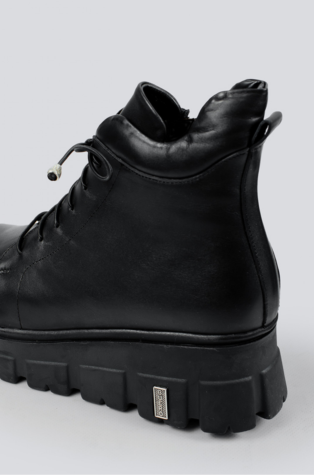 Ботинки черные со шнурками на платформе больших размеров