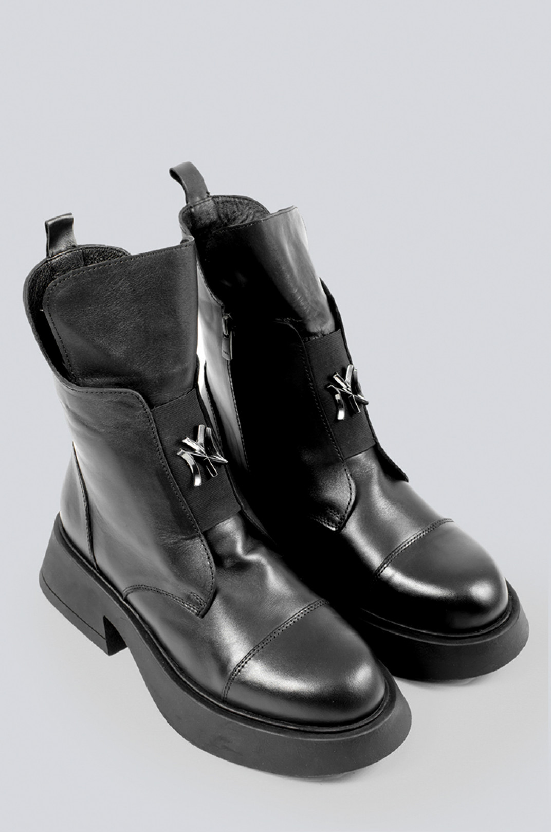 Ботинки черные с украшением больших размеров