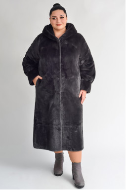 Шуба з екохутра прямого крою великих розмірів